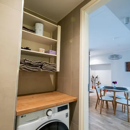 A&a Luxury With Garden טרטו