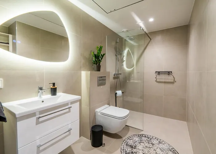 A&a Luxury With Garden Apartment *