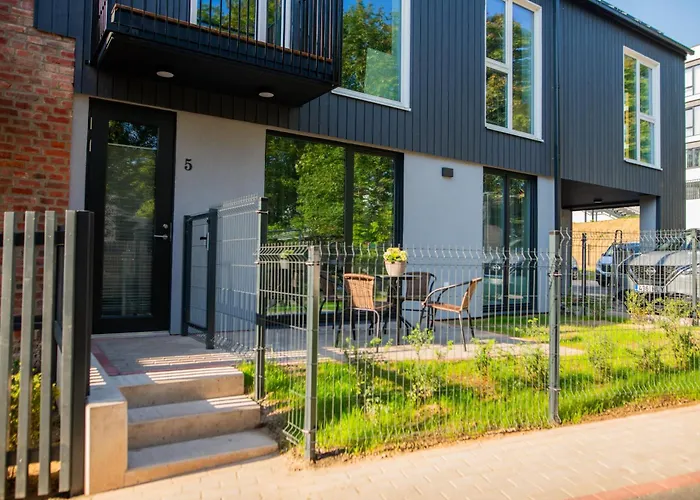 A&a Luxury With Garden