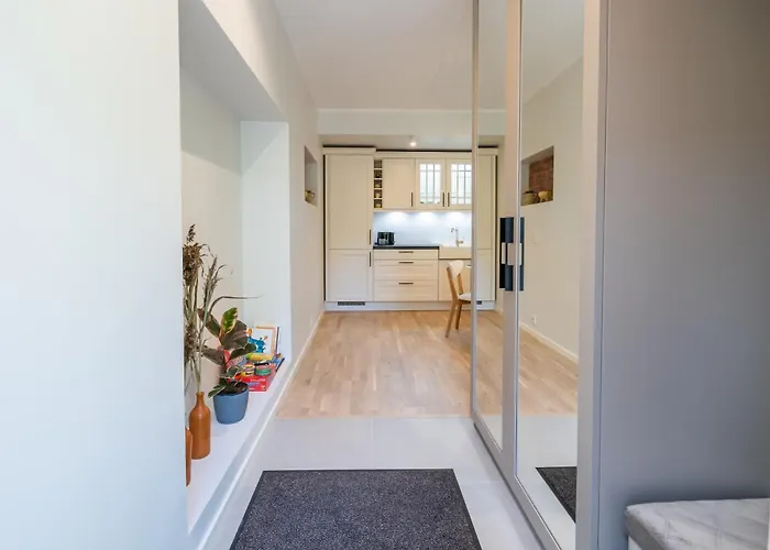 A&a Luxury With Garden Apartment